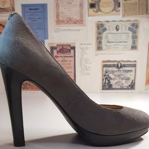 Mickeal Kors womens shoes